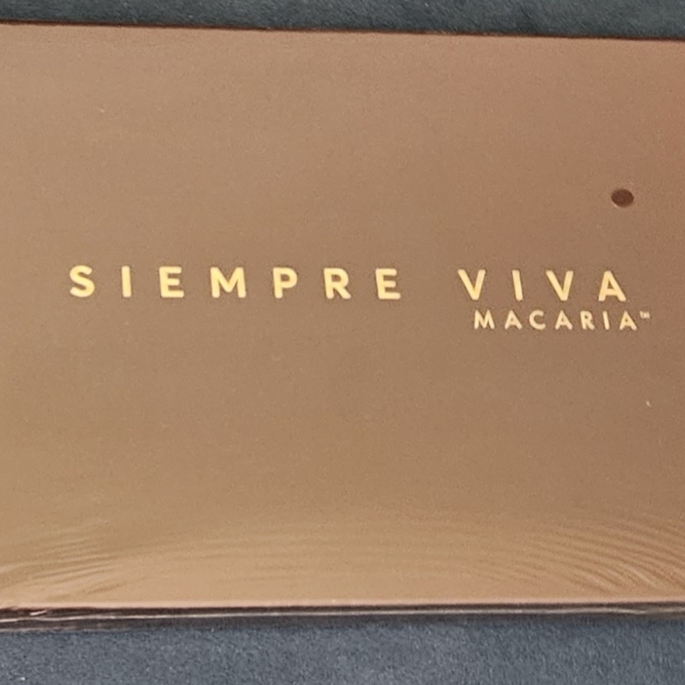 MACARIA Makeup Eyeshow palette
